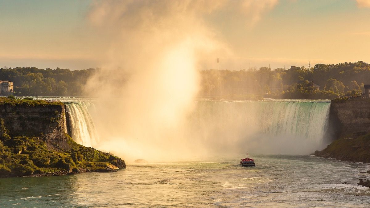 Families planning a cremation in Niagara Falls, Ontario, and Niagara Region communities, can learn what to expect in this end-of-life process in this post.