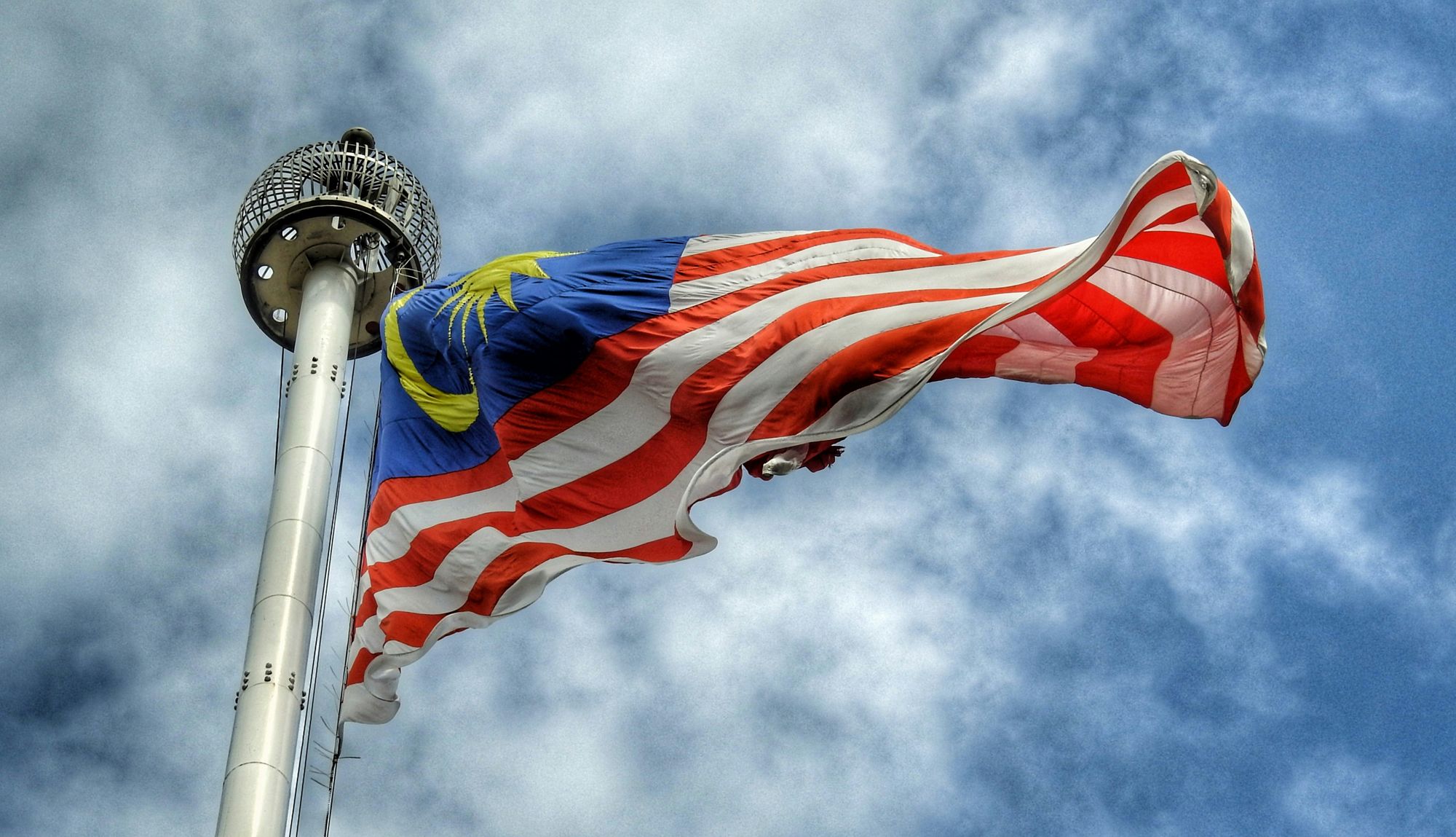 When a Malaysian citizen passes away while abroad, there are several important steps that need to be taken to handle the death and bring the remains back to Malaysia. 