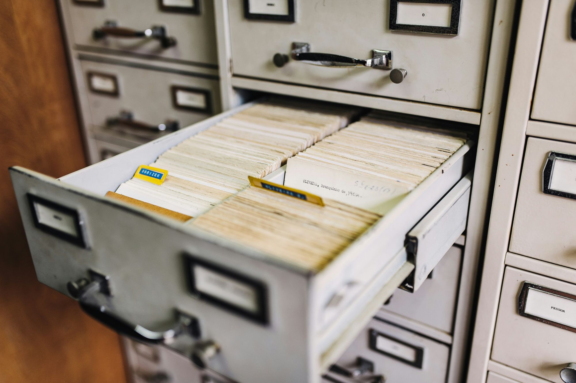 Whether it’s birth certificates, wills, or property deeds, knowing where and how to store these items can save time, prevent loss, and provide peace of mind. This guide outlines the best storage solutions for your critical paperwork.